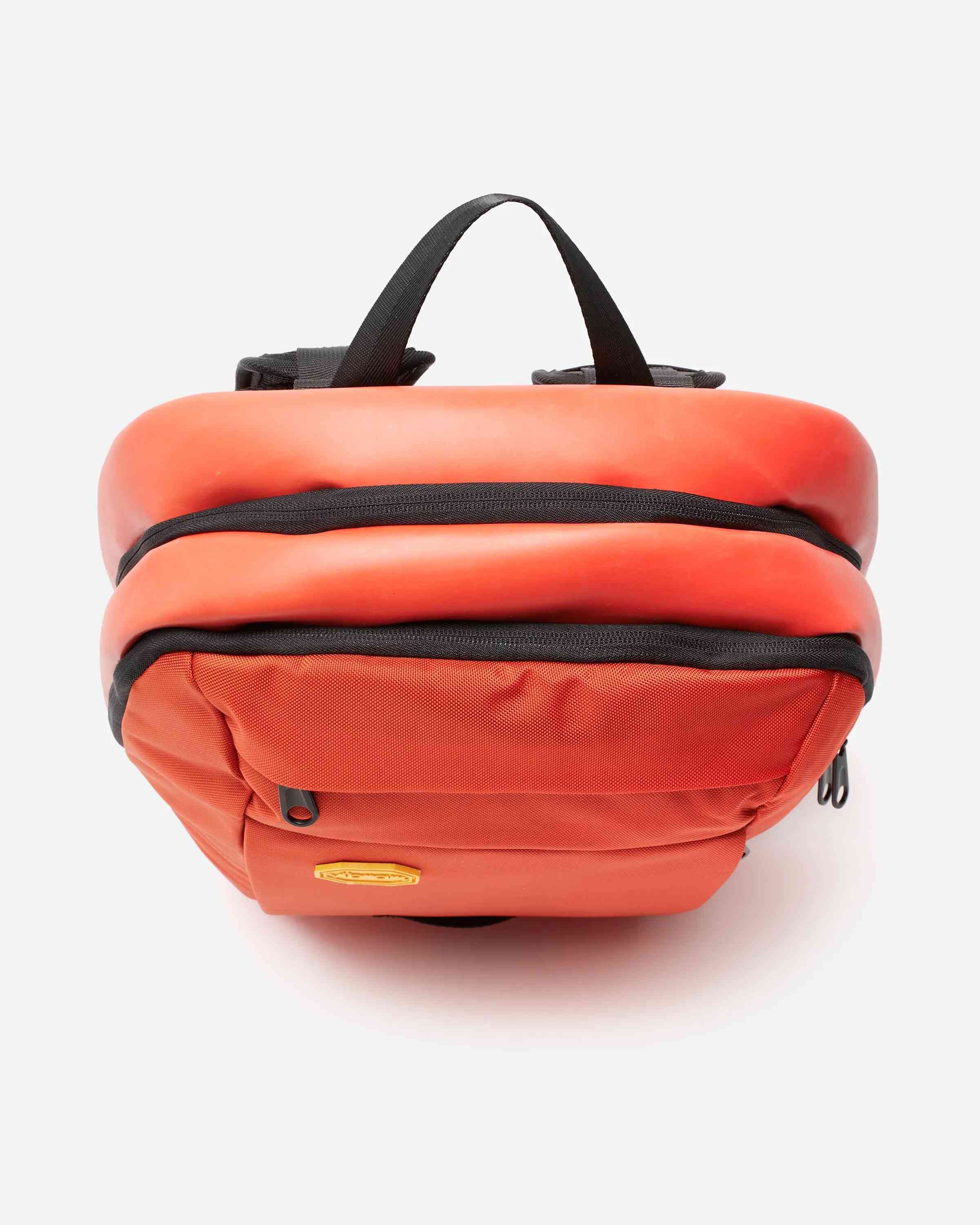 バックパック Red | | Vibram